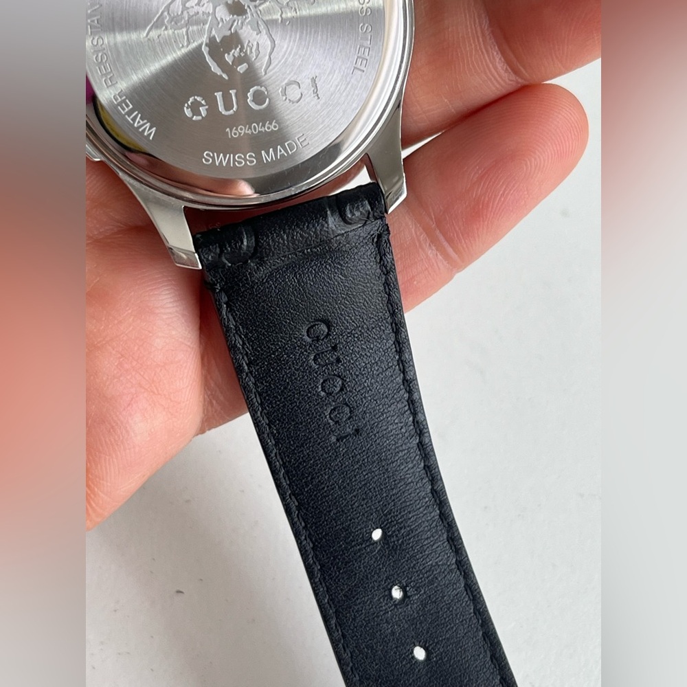 Gucci Men's 126.4 YA1264031 G-Timeless GG Black Leather Watch - Picture 9 of 16